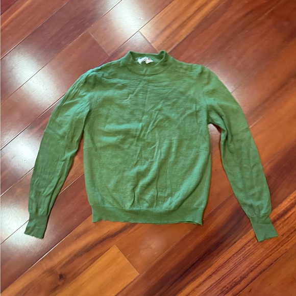 Filene's Sweaters - Filene’s vintage green wool sweater made in Israel.  Size Large (fits like a M)